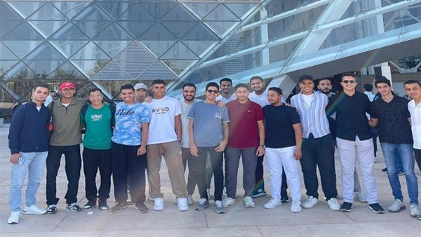 طلاب جامعة أسيوط