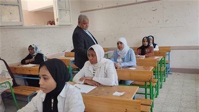 انطلاق امتحانات شهر أكتوبر 2025 لصفوف النقل غدا