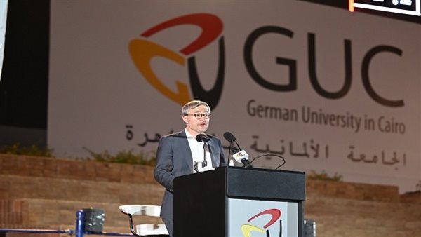 الدكتور بيتر ميدندورف