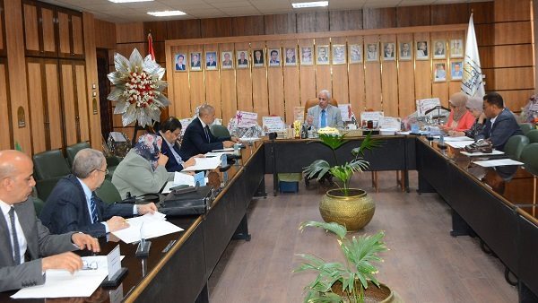 جامعة أسيوط تعقد