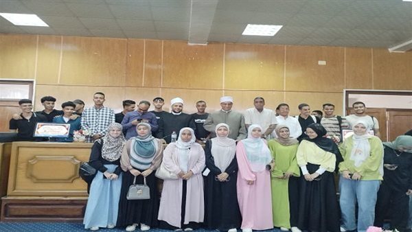 جامعة قنا تنشر قيم