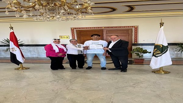 طالب جامعة القاهرة