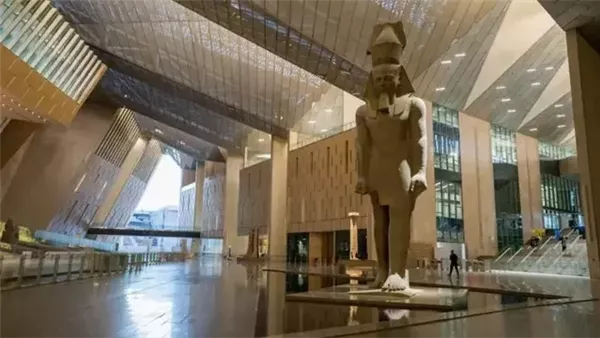 زيارة المتحف المصري