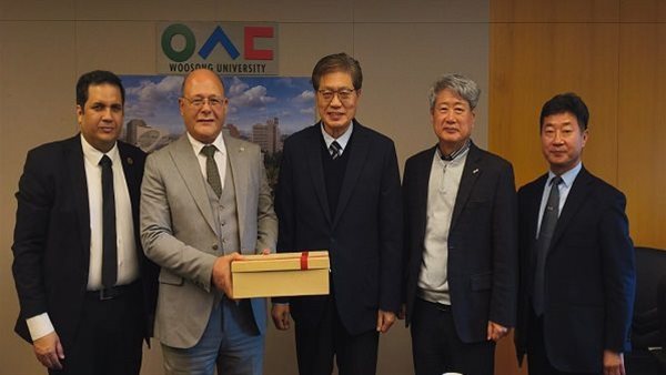 جامعة سوهاج تعزز