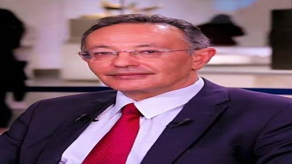 د.أحمد غنيم الرئيس