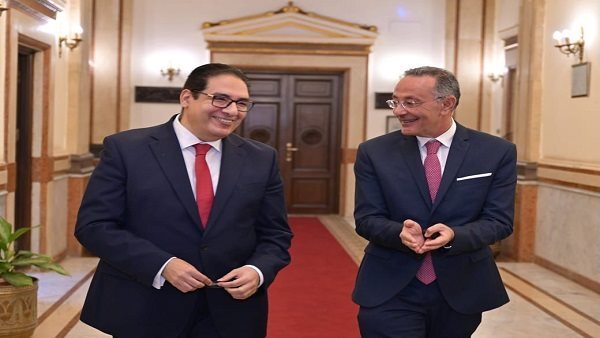 جامعة القاهرة تحتفل