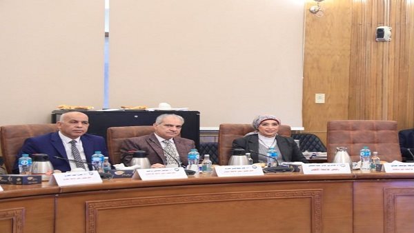 رئيس جامعة الأقصر