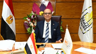 جامعة أسيوط تجدد تعيينات القيادات الإدارية بقيادة المنشاوي