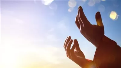 دعاء الصباح اليوم الخميس.. كلمات نور لبداية يوم مطمئن