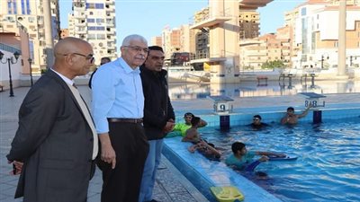 رئيس جامعة المنوفية يتفقد المجمع الأوليمبي للسباحة ويطور الأنشطة الرياضية