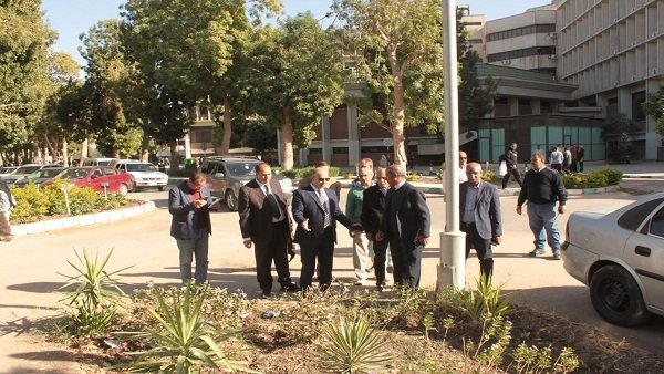 جامعة أسيوط تطور