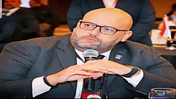 الدكتور محمد حسين