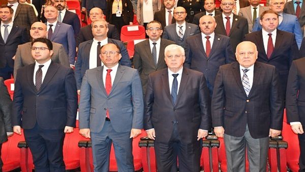 افتتاح المنتدى الخامس