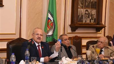 د. الخشت يودع مراد وهبة وخسارة كبرى للفكر العربي