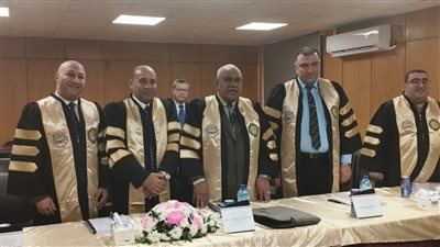 الدكتور محمد غانم يحصل على دكتوراه الفلسفة في إدارة الأعمال من الأكاديمية العربية