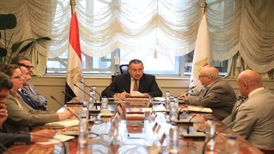 وزير التعليم العالى يعلن خطة إنشاء الفرع الدولي لجامعة رووان الأمريكية في مصر