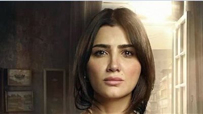 وفاة والد الفنانة مي عمر 