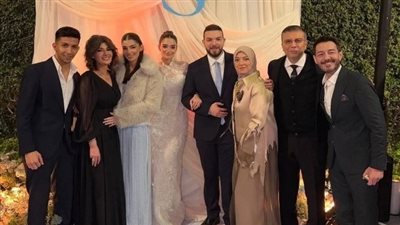 خطوبة ملك أحمد زاهر تشعل السوشيال ميديا.. ارتباط رسمي بقصة حب جديدة