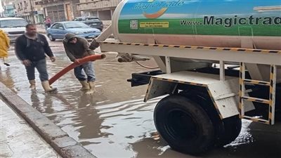 1500 معدة لكسح مياه الأمطار.. محافظ البحيرة يكشف