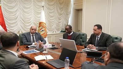 وزير العمل يطلق مشروع تأهيل الشباب لسوق العمل الإيطالي بالتعاون مع الجامعة البريطانية في مصر