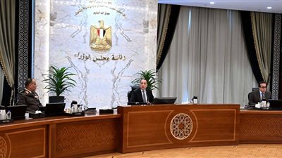 رئيس الوزراء يكشف قرارات مهمة لمواجهة التوترات الاقتصادية