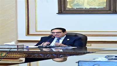 جامعة القاهرة تنهي أعمال لجنة اختيار عميد كلية الحقوق