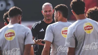 بث مباشر الدوري المصري.. الأهلي يواجه سيراميكا كليوباترا الليلة