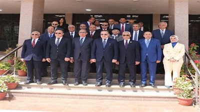 بتكلفة 300 مليون جنيه.. وزير التعليم العالى يفتتح مستشفى استقبال ورعاية الأطفال بجامعة المنيا