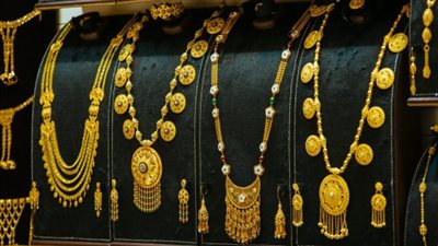 تخطى الـ 7 آلاف جنيه.. أسعار الذهب اليوم وقفزة غير مسبوقة لعيار 21
