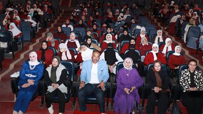 جامعة سوهاج والشباب والرياضة: جبهة تعليمية موحدة لمواجهة الشائعات وحماية الأمن القومي