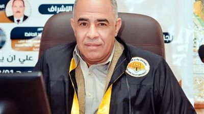 قرار جمهوري بتعيين عميدين جديدين بجامعة قنا