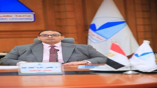 الدكتور يحيى عيد رئيس جامعة كفر الشيخ    
