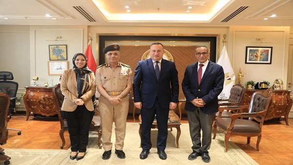 وزير التعليم العالى يكشف طفرة الجينوم المصري وخريطة DNA    