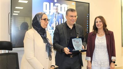 تكريم عمرو الليثي بعين شمس.. من واحد لملايين