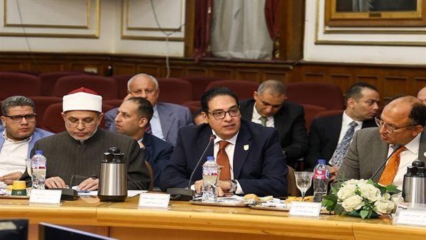 رئيس جامعة العاصمة يشهد مؤتمر المشروعات الخضراء    