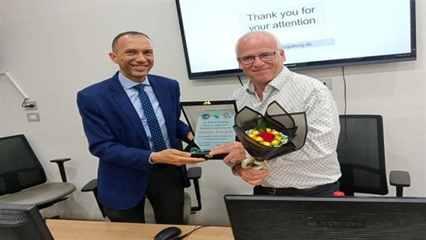 جامعة عين شمس تستقبل بروفيسور ألماني بوحدة الأشعة التداخلية    