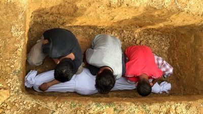 هل الميت يشعر بزيارة الأحياء ويسمعهم؟.. تواصل أرواح الأحياء مع أهل القبور