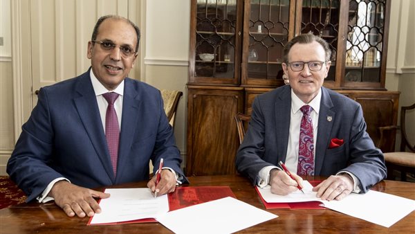 الجامعة البريطانية     