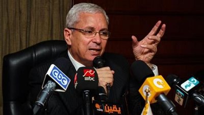 عبد الخالق يلتقي طلاب الجامعات المرشحين لمؤتمر 