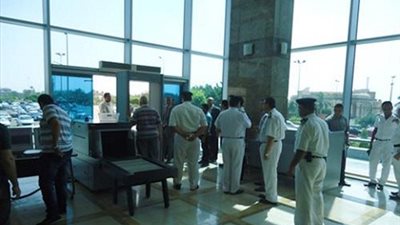 المطار : احباط محاولة تهريب 1370 شريط دواء تخسيس