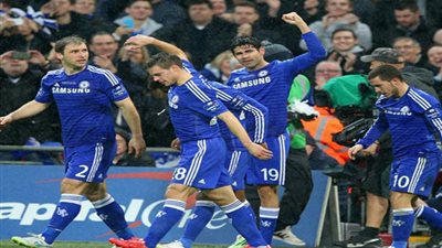 شاهد -- تشيلسي يهزم توتنهام ويتوج بكأس الرابطة للمرة الثالثة مع مورينيو