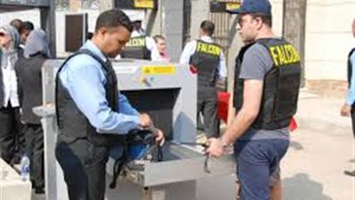 طلاب حلوان يتشجارون مع