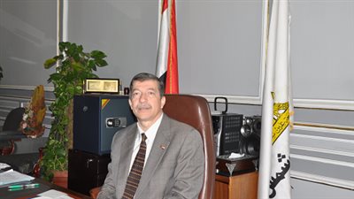 نائب رئيس الجامعة للدراسات العليا والبحوث: خفض رسوم الأشتراك في المؤتمر العلمي الرابع