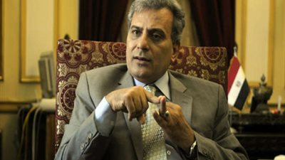 جامعة القاهرة تكرم جابر نصار