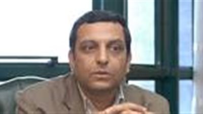 عين شمس تهنئ يحي قلاش بفوزه في انتخابات