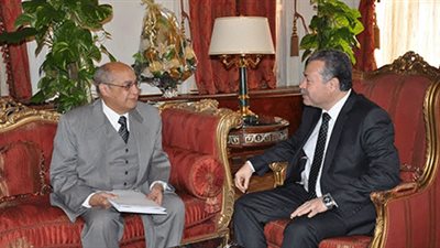 التعليم: الاستعانة بعدد من مدارس الجيزة لتعليم 1000 طفل 