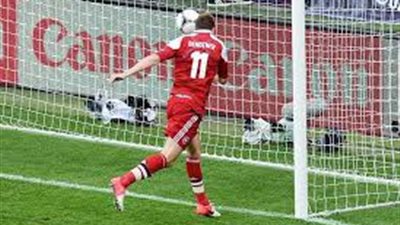 شاهد -- هدف من اجمل الاهداف التى سجلت بالرأس هذا العام