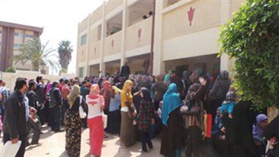 وقفة لقدامى خريجى أمام التربية والتعليم للاحتجاج على نتيجة الـ