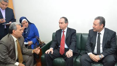 جامعة القاهرة: نسعي لإنشاء معمل كمبيوتر مركزي لــ 50 مدرسة