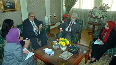 التعليم العالي:  إدخال تقنيات حديثة لربط المناهج بسوق العمل